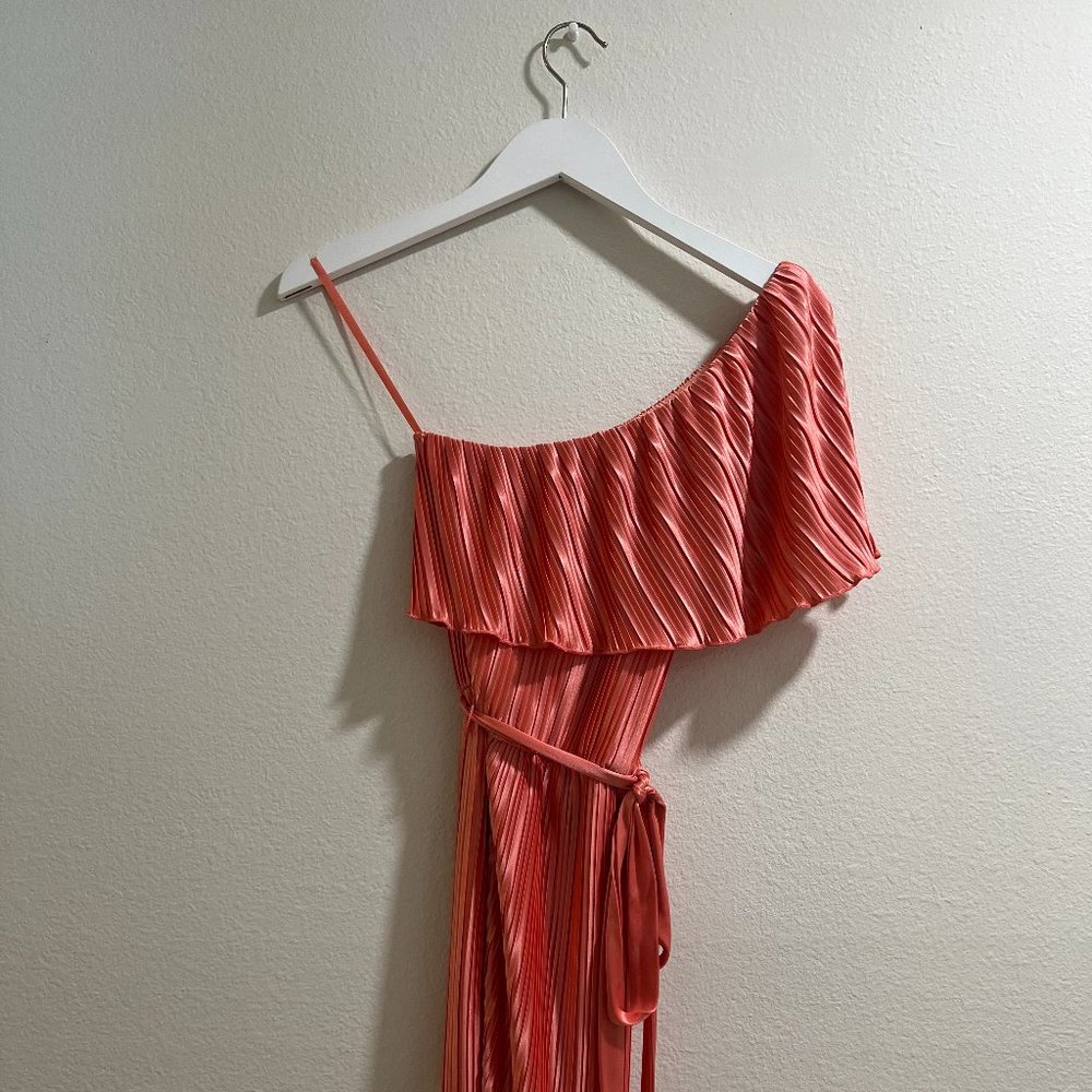 ARDEN B Coral Pleated, One Shoulder Mini Dress